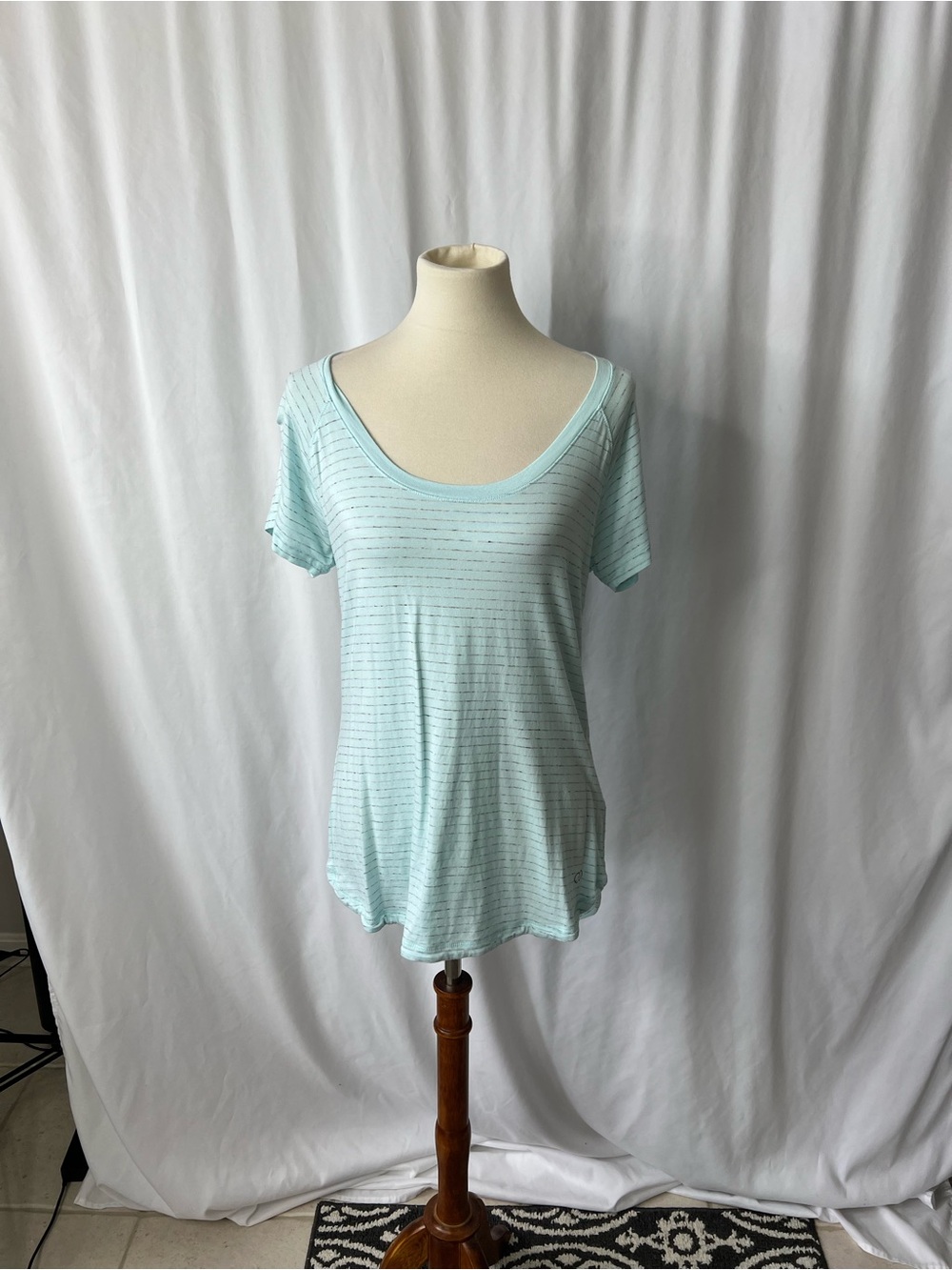 CALIA by Carrie Underwood Mint Green Striped Active Tee – Size XL